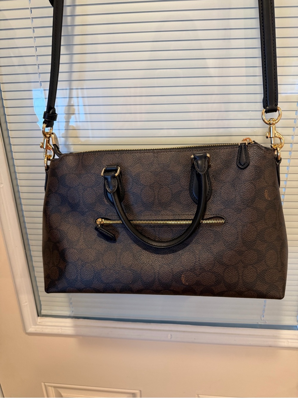 COACH Georgia Brown/Black Signature Satchel with Gold Hardware - Picture 2 of 3